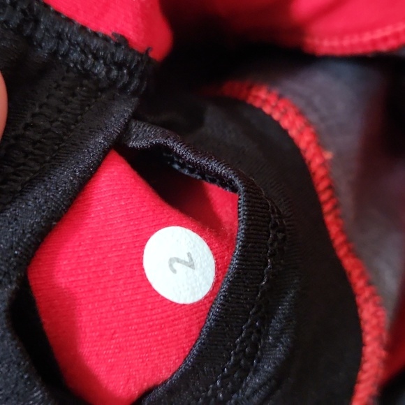 RARE Lululemon Women's Astro Pants.  Dark Charcoal Gray with Red Pink Zig Zag 2 - Picture 4 of 6